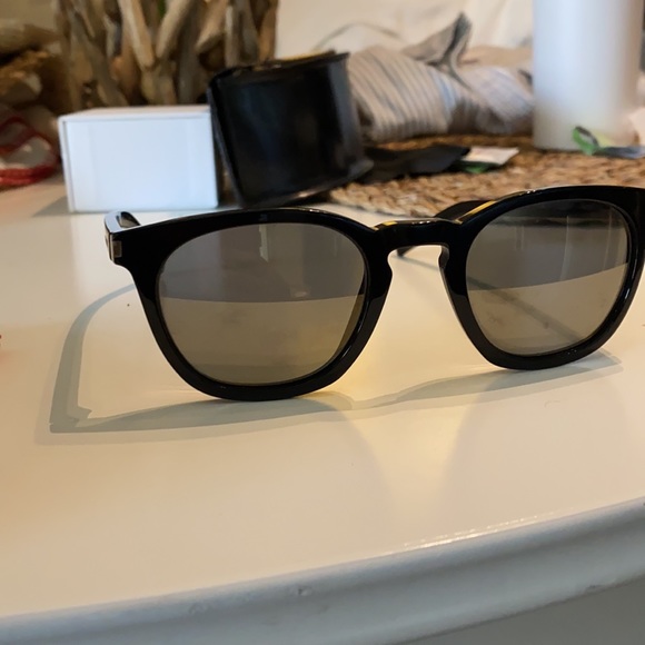 Saint Laurent reflective sunglasses - Picture 4 of 4